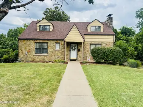 628 Oak Ridge Drive, Neosho, MO 64850