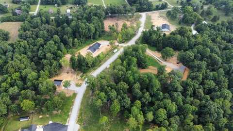 68 Odessa Dr, Utica, KY 42376