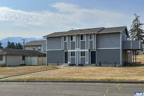 1530 & 1532 W 7th Street, Port Angeles, WA 98363