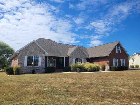 475 N Dartmouth Lane, Mount Vernon, IL 62864