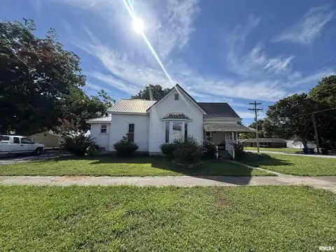 1002 FERRY Street, Metropolis, IL 62960