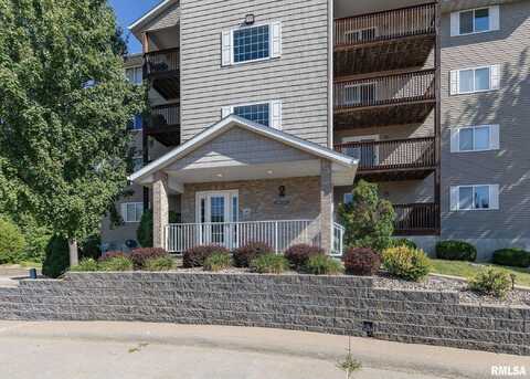 4086 CREEK HILL Drive, Bettendorf, IA 52722