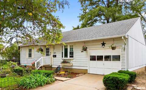 1715 FLORENCE Avenue, Pekin, IL 61554