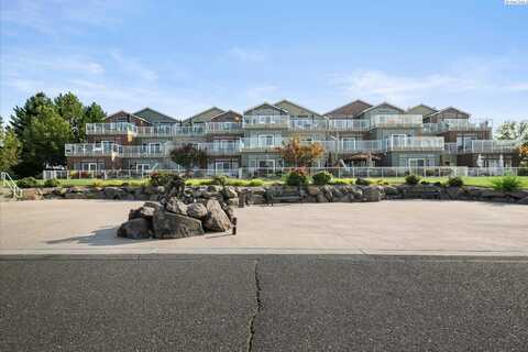 386 Columbia Point Drive, Richland, WA 99352