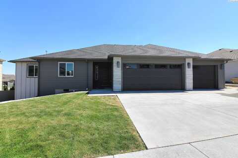 5527 W 32nd Avenue, Kennewick, WA 99338