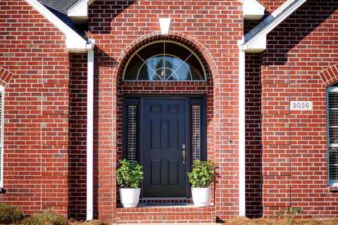 3036 Knotty Pine Dr, Pensacola, FL 32505