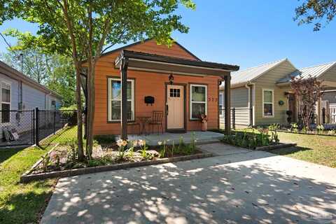323 Reus St, Pensacola, FL 32501