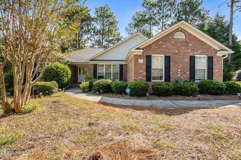 8 Piedmont Lane, Pinehurst, NC 28374
