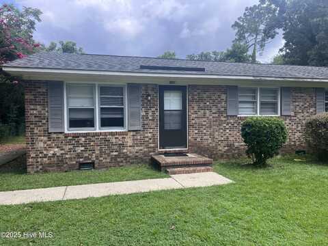 901 Miller Avenue, Fayetteville, NC 28304