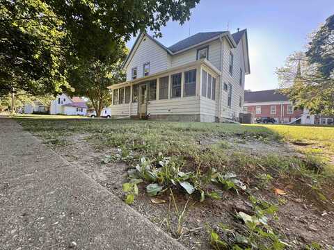 218 S Linn, SHANNON, IL 61078