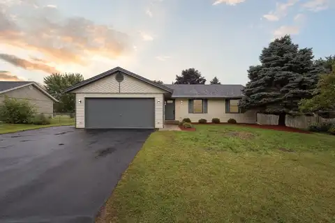4629 Cross Country, LOVES PARK, IL 61111