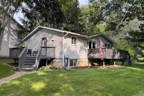 103 NE Stanford, POPLAR GROVE, IL 61065