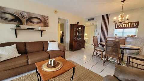 2901 NW 48th Ave, Lauderdale Lakes, FL 33313