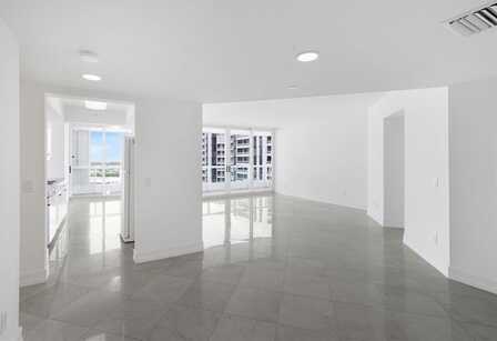 21055 NE 37th Ave, Aventura, FL 33180