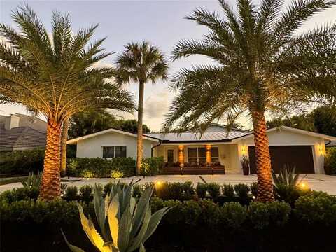 2524 NE 37th Dr, Fort Lauderdale, FL 33308