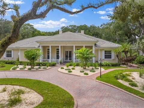 651 N Tomahawk Trail, Vero Beach, FL 32963