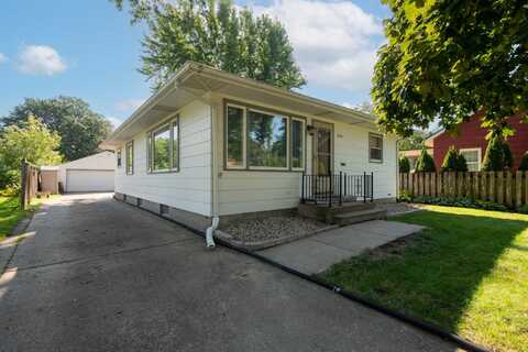 1640 ELMWOOD Avenue, OSHKOSH, WI 54901
