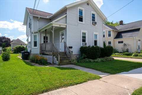 327 W 14TH Avenue, OSHKOSH, WI 54902