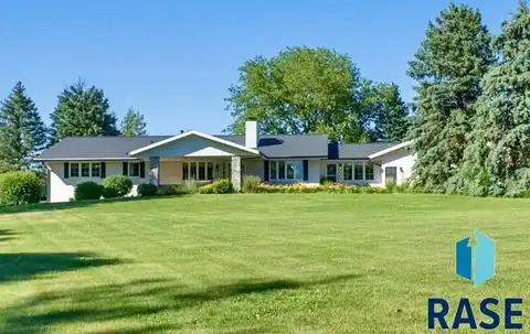 48156 268th St, Brandon, SD 57005