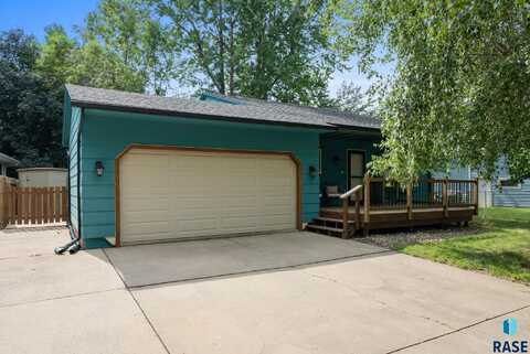 4509 E Belmont St, Sioux Falls, SD 57103