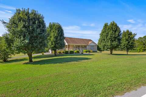 593 Lees Chapel Road, Sweetwater, TN 37874