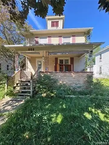 808 Division Street, Owosso, MI 48867