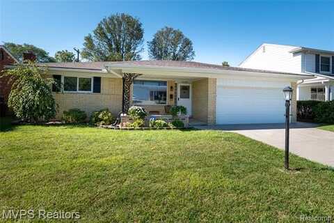 20406 Mauer Street, Saint Clair Shores, MI 48080