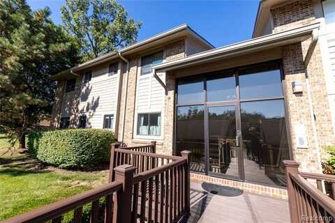 11733 Sycamore Drive, Plymouth, MI 48170