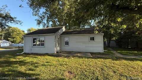23725 Bredow Avenue, Brownstown, MI 48174