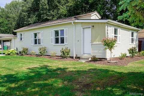 36807 JEFFERSON Avenue, Harrison Township, MI 48045