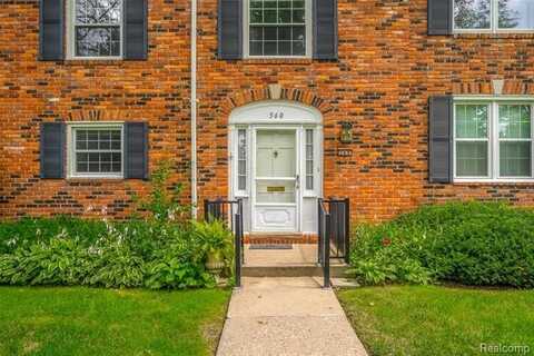 560 Billingsgate Court, Bloomfield Hills, MI 48301