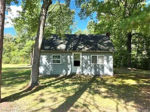 1091 E M 61, Gladwin, MI 48624
