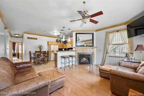 14400 Vauxhall Drive, Sterling Heights, MI 48313