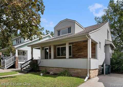 846 Flowerdale Street, Fenton, MI 48220