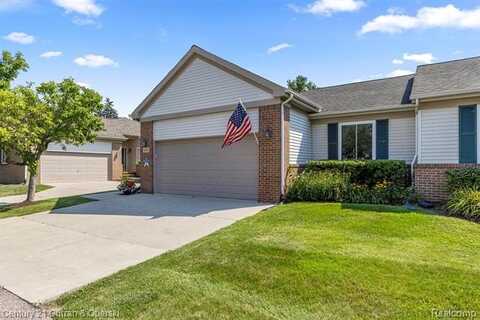 698 Ravencrest Lane, Westland, MI 48185