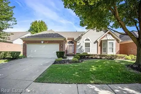4439 Honeysuckle Drive, Sterling Heights, MI 48314