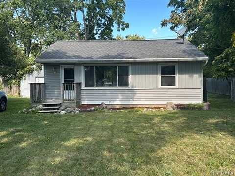6426 Williams Lake Road, Waterford, MI 48329