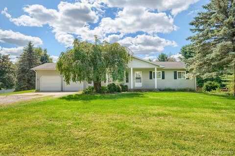 6570 Hunters Creek Road, Imlay City, MI 48444