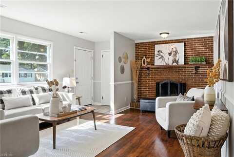1111 79th Street, Newport News, VA 23605