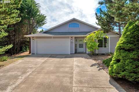 4060 EVERGREEN AVE, Depoe Bay, OR 97341