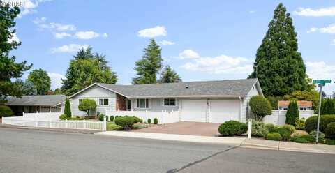 810 22ND AVE, Salem, OR 97304