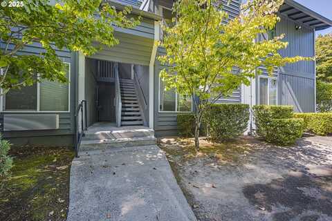 650 SW MEADOW DR, Beaverton, OR 97006