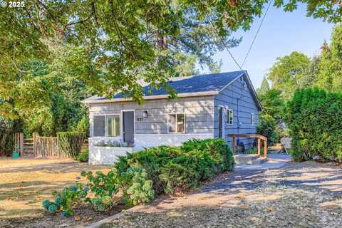 1121 NE 155TH AVE, Portland, OR 97230