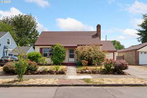 7218 N FOSS AVE, Portland, OR 97203