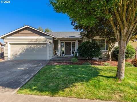 334 S AIRPARK WAY, Newberg, OR 97132