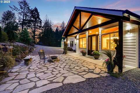 30076 SE CEMETERY RD, Estacada, OR 97023