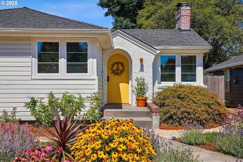 235 N HOLLAND ST, Portland, OR 97217