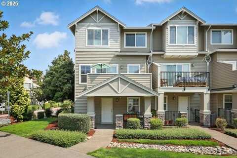 700 NW 118TH AVE, Portland, OR 97229