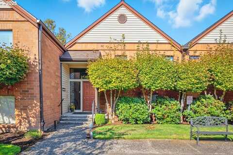 11992 SW ROYALTY CT, Portland, OR 97224