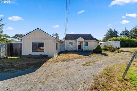 90828 HENDERSON LN, Coos Bay, OR 97420